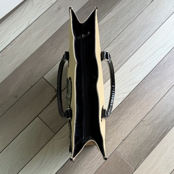 Liz Soto Signature Tropical Print Bag | Fair Condition 5/10 - Picture 9 of 11